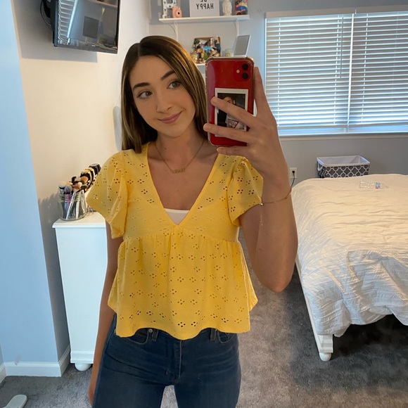 Meet your Posher, Heather - Picture 1 of 1